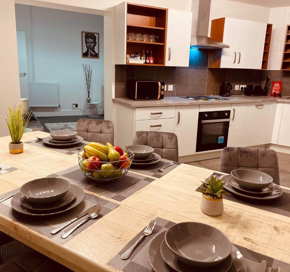 Luxury Suite 3 Bed Apartment Sleeps 6-8 بلاكبول المظهر الخارجي الصورة